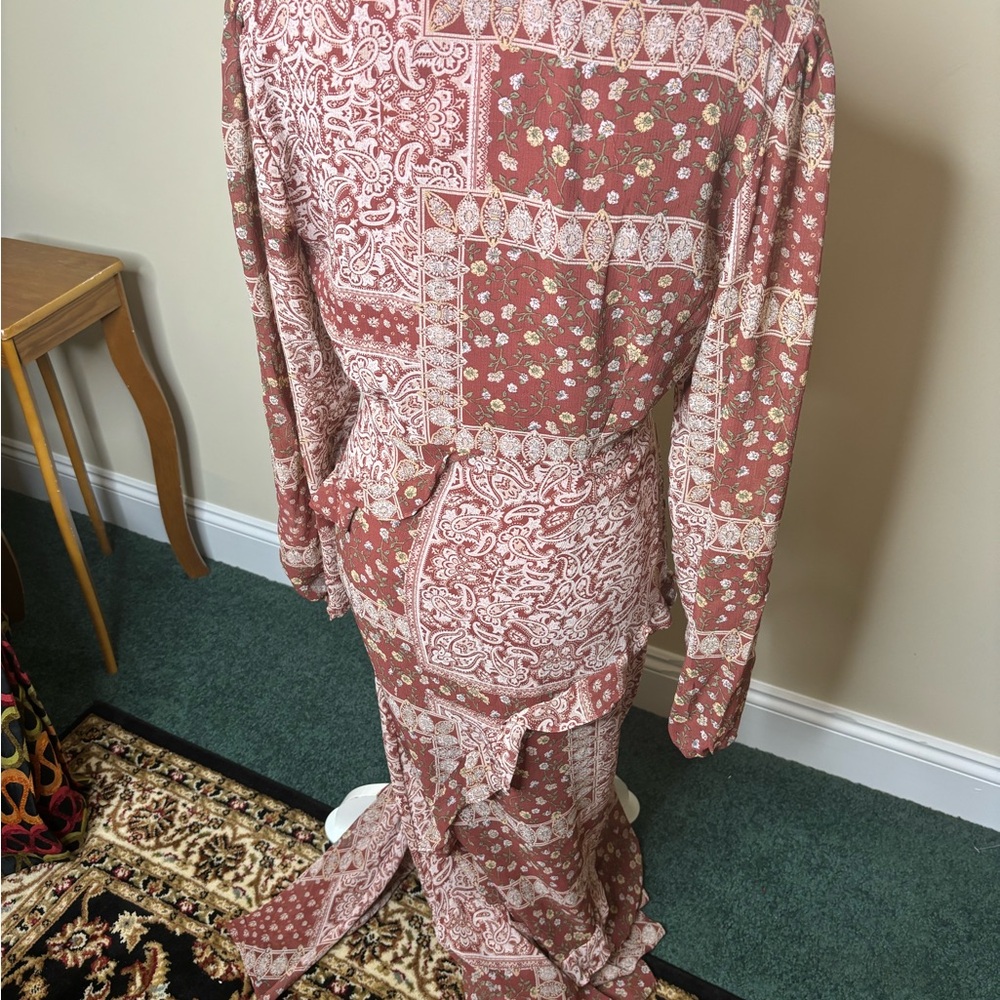 Lulus Dress - Picture 2 of 3